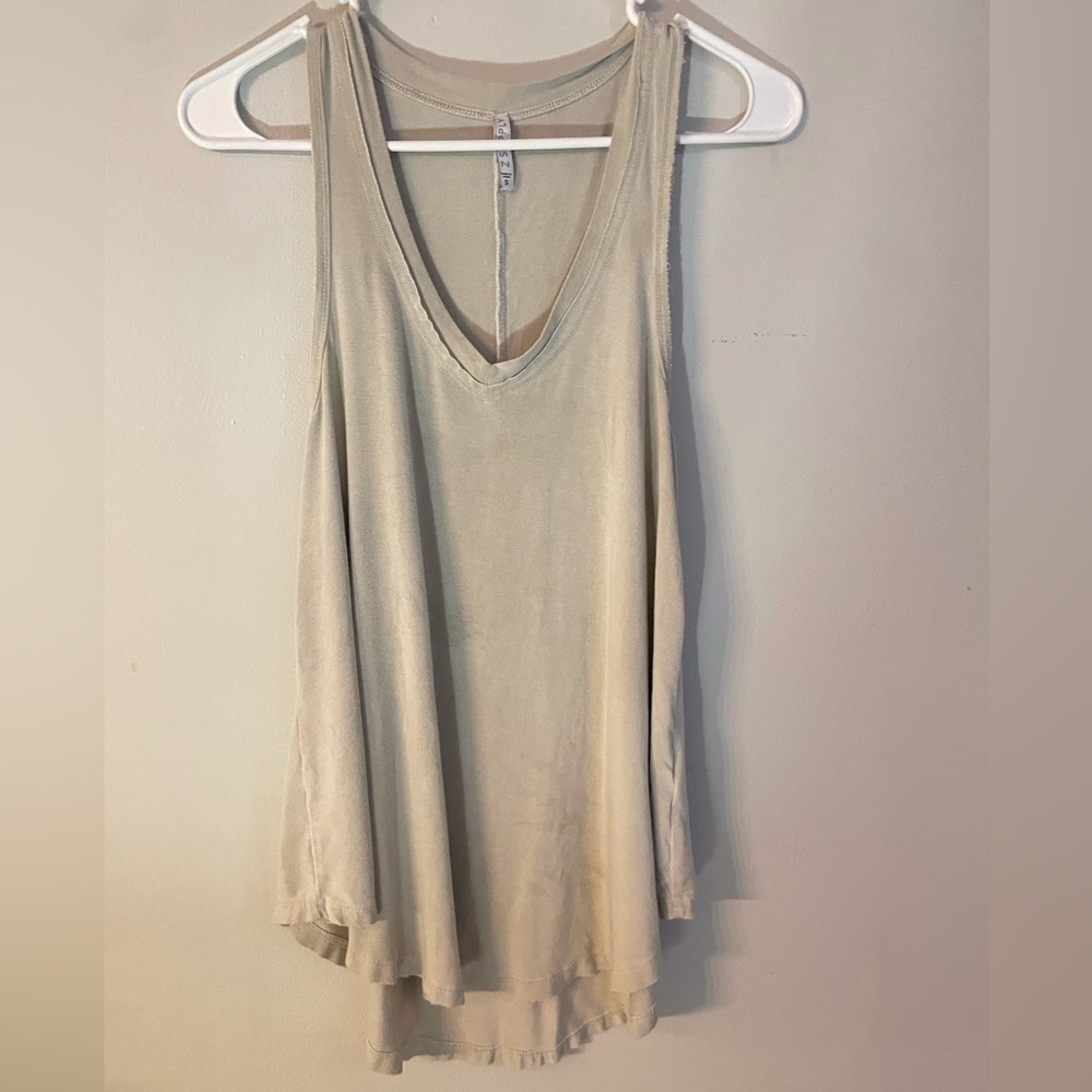 Z Supply Flowy V Neck Tank